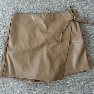 M Abercrombie Leather Skort